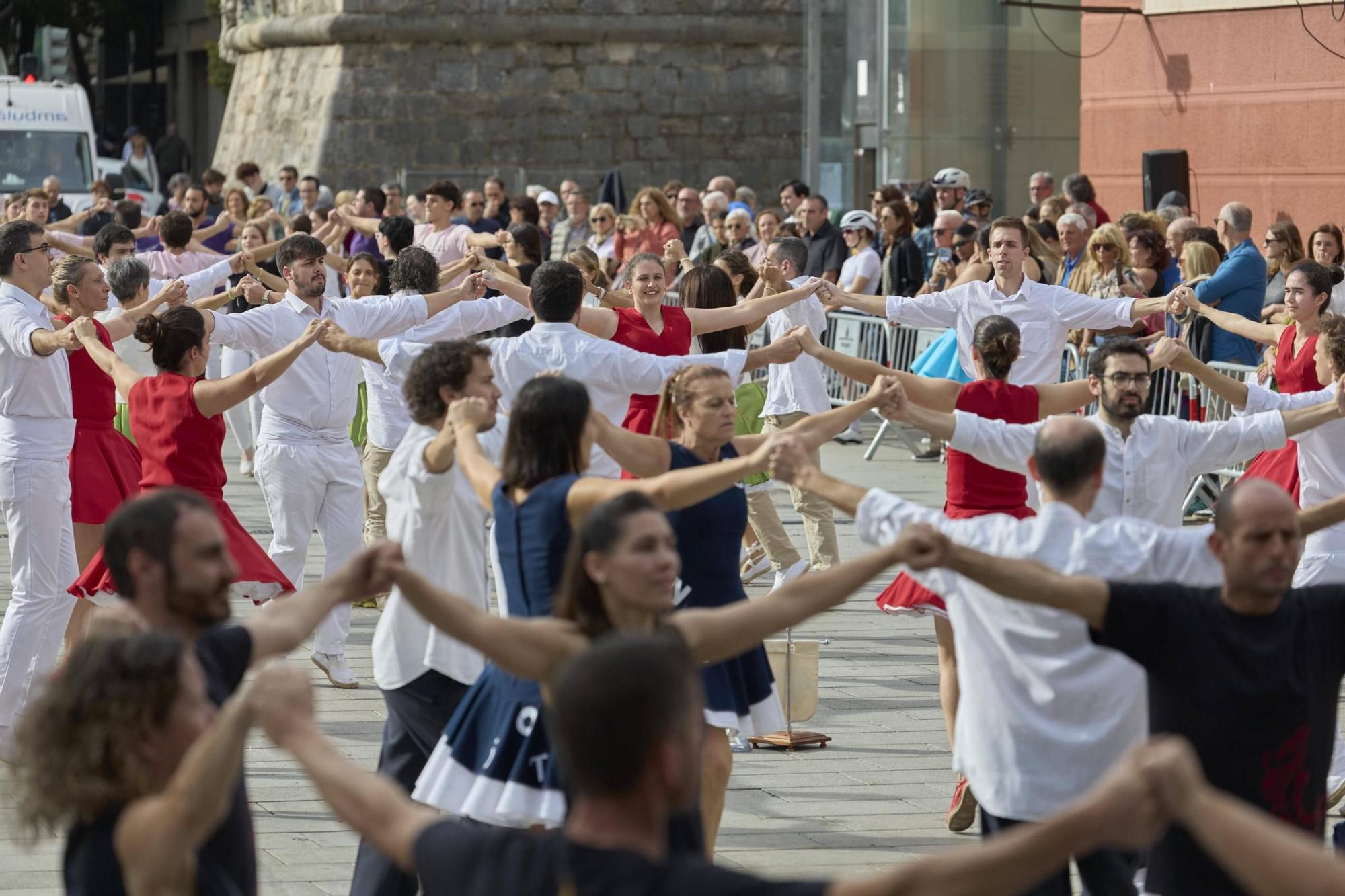 Les fotos del concurs de colles sardanistes de Girona