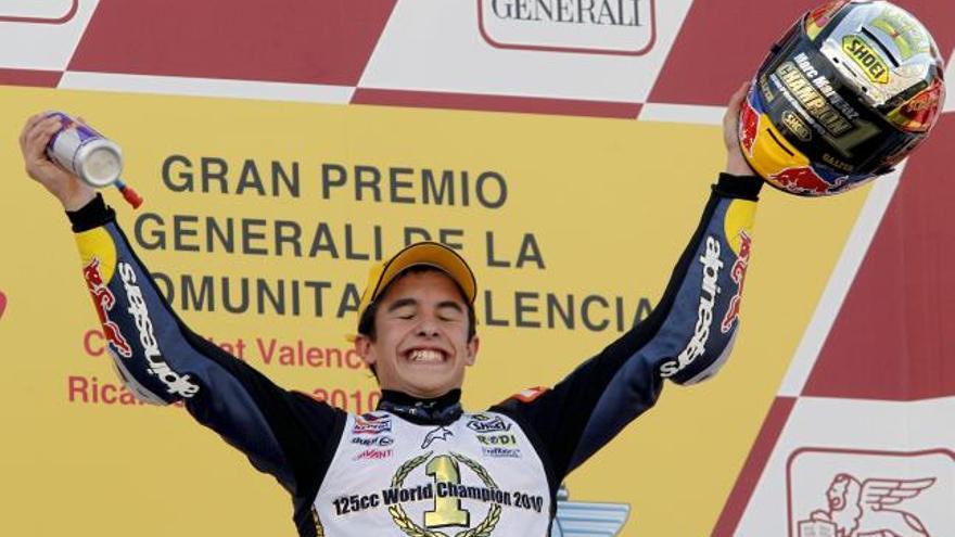 Marc Márquez (Derbi) se ha convertido en el campeón del mundo más joven de la historia del motociclismo español al conseguir una cuarta plaza en la categoría de 125 cc del Gran Premio de la Comunidad Valenciana, última prueba del Mundial de velocidad, que se disputa este fin de semana en el Circuito Ricardo Tormo de Cheste (Valencia).