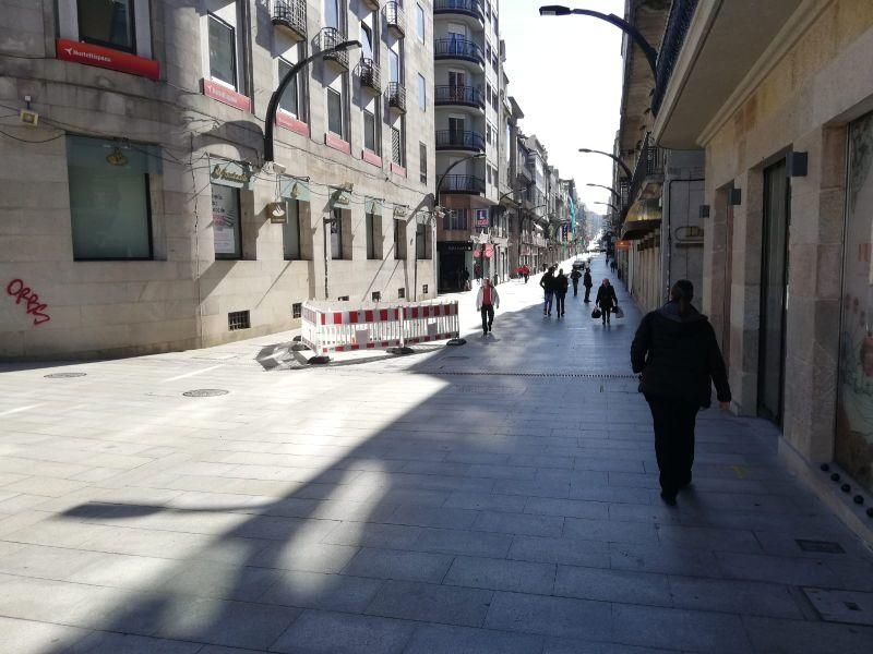 Así vive Vigo las primeras jornadas de emergencia sanitaria por coronavirus: con las calles vacías. // José Lores | Alba Villar | Mario Nespereira | FdV