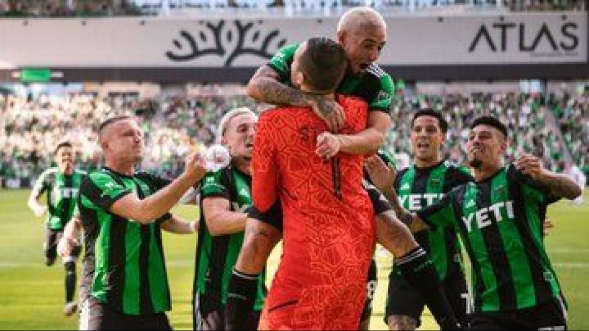 Los jugadores del Austin FC celebran su victoria