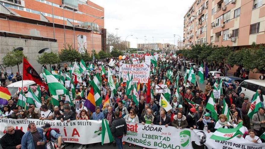 Miles de personas participan en la &#039;Marcha de la Dignidad&#039;