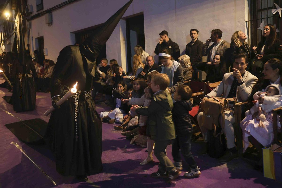 Las imágenes que dejó la Procesión de Viernes Santo en Sagunt