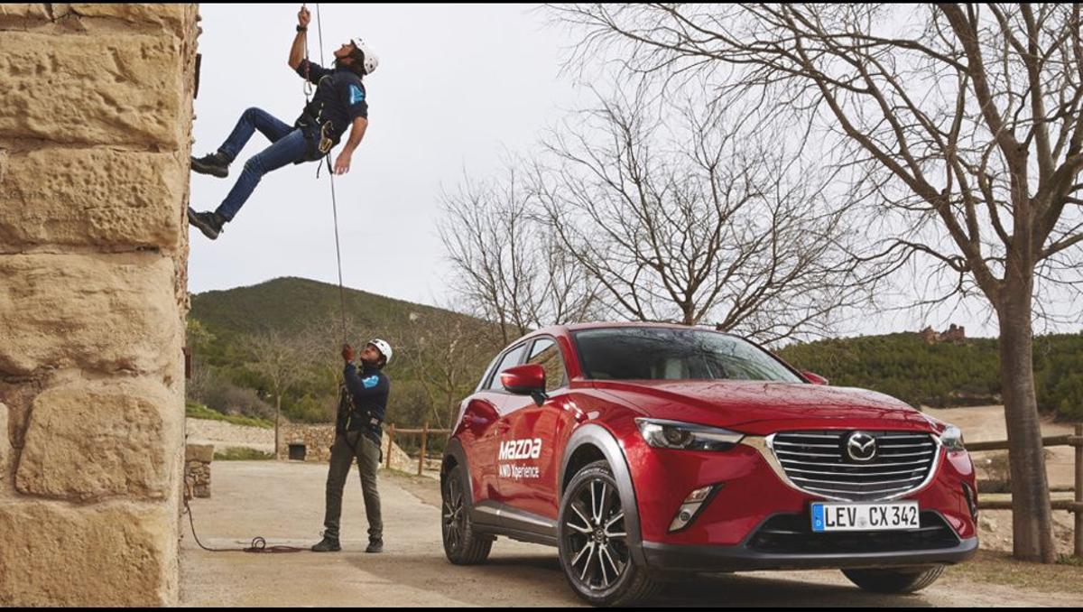 &quot;La belleza, el reto y la curiosidad son cualidades compartidas por el mundo del motor y la aventura&quot;