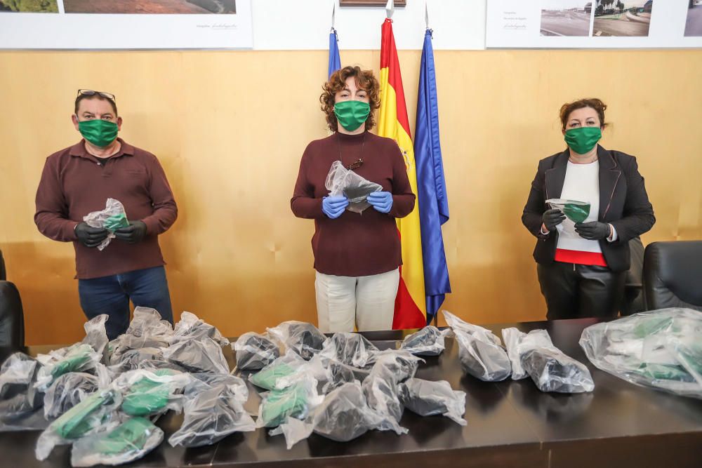 El Ayuntamiento de Bigastro reparte a domicilio más de 4.000 mascarillas