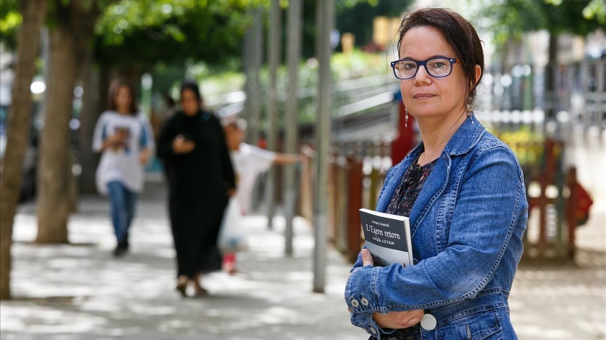Asmaa Aouattah, licenciada en Filosofía y autora de ’L’Etern retorn’.