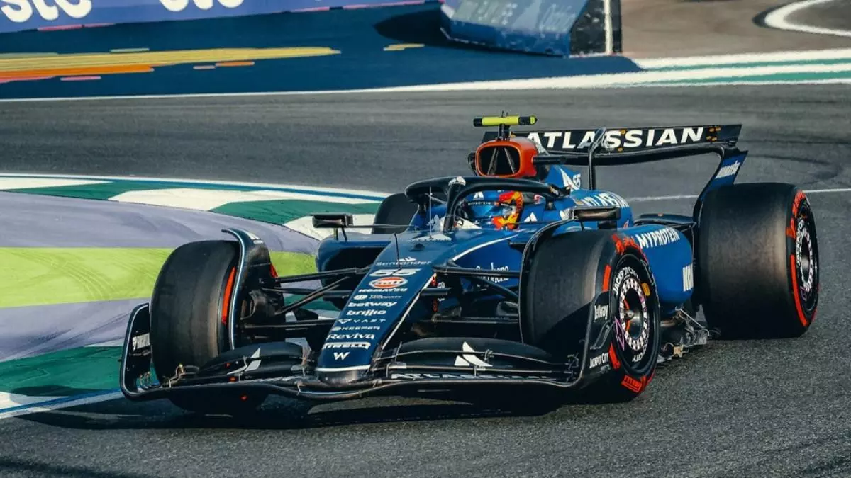 Sainz vive en Williams uno de los mejores arranques de la d谷cada