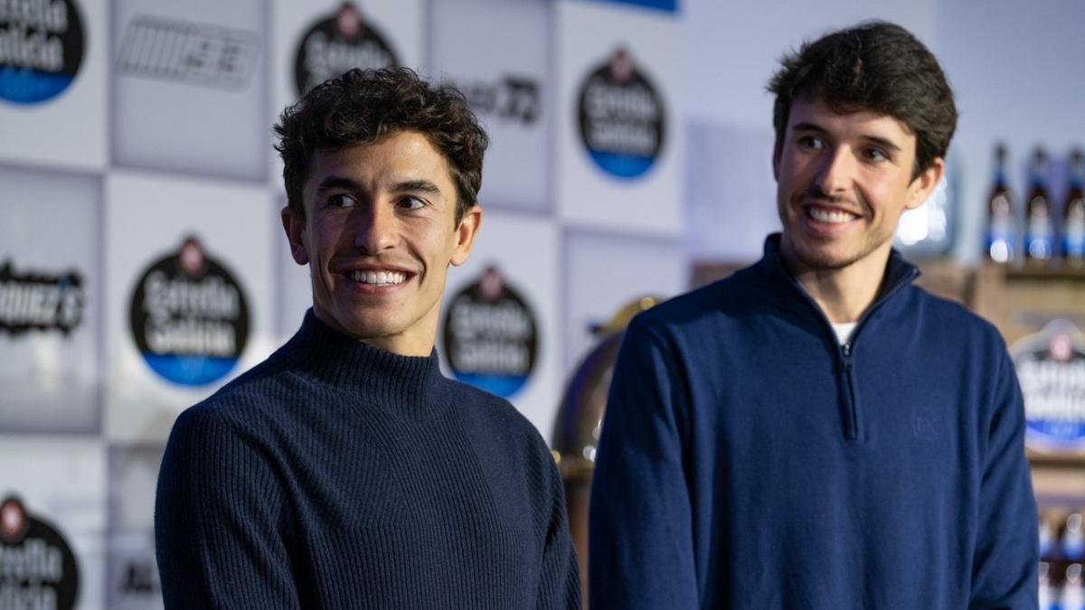 Marc y Álex Márquez, durante su comparecencia ante los medios en Madrid.