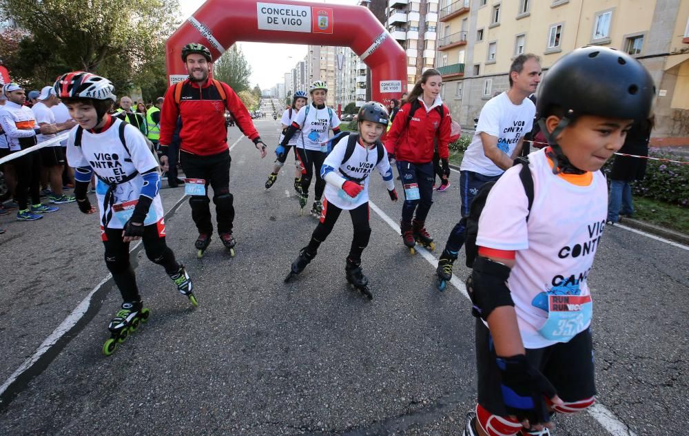 Más de 3.500 personas participan esta mañana la Carrera Vigo Contra el Cáncer.