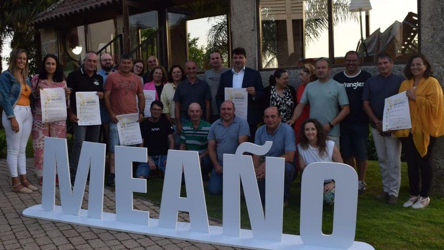 Autoridades, bodegueros y otros implicados en la organización presentaron la fiesta. | FdV