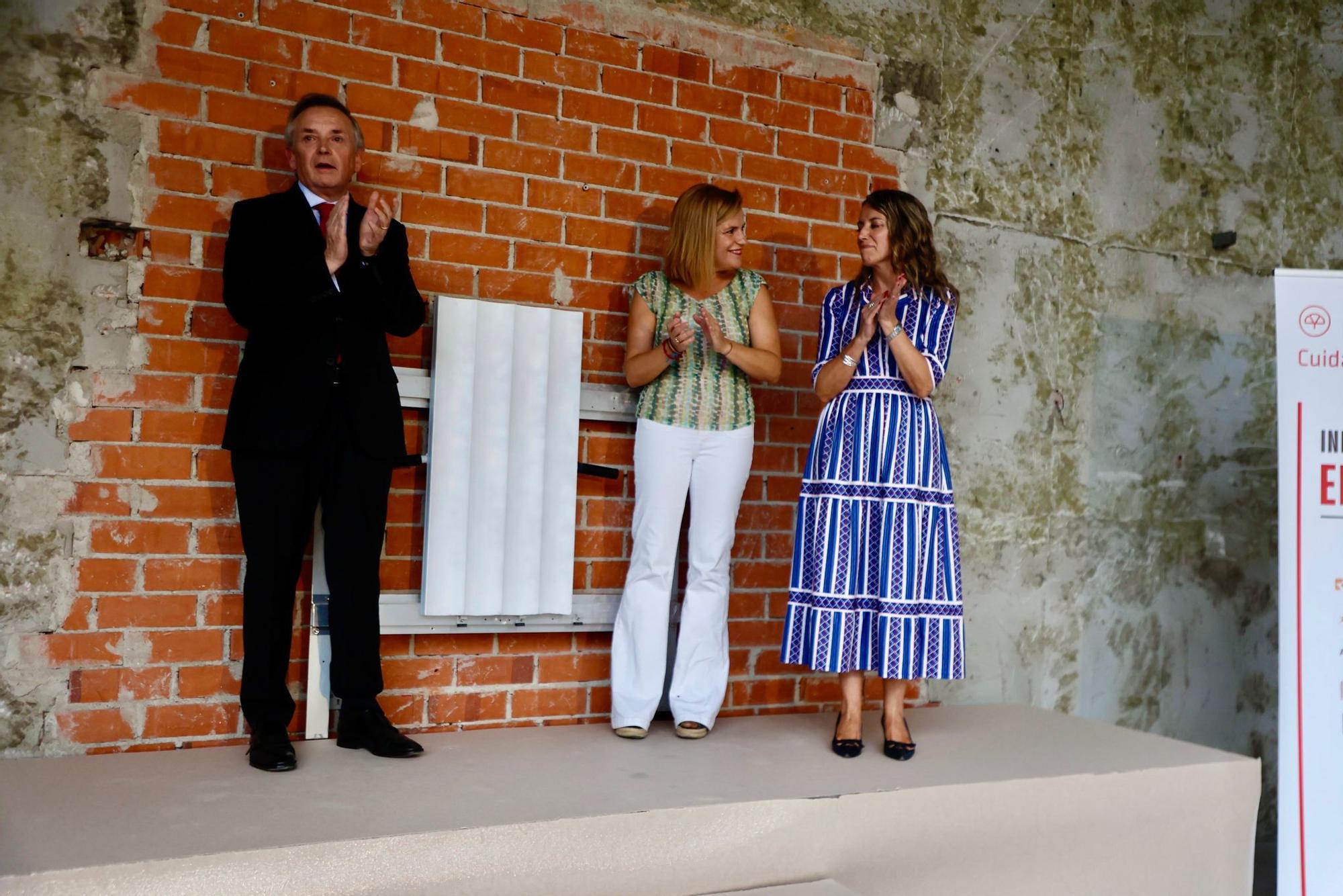 Primera piedra del edificio de Campanar