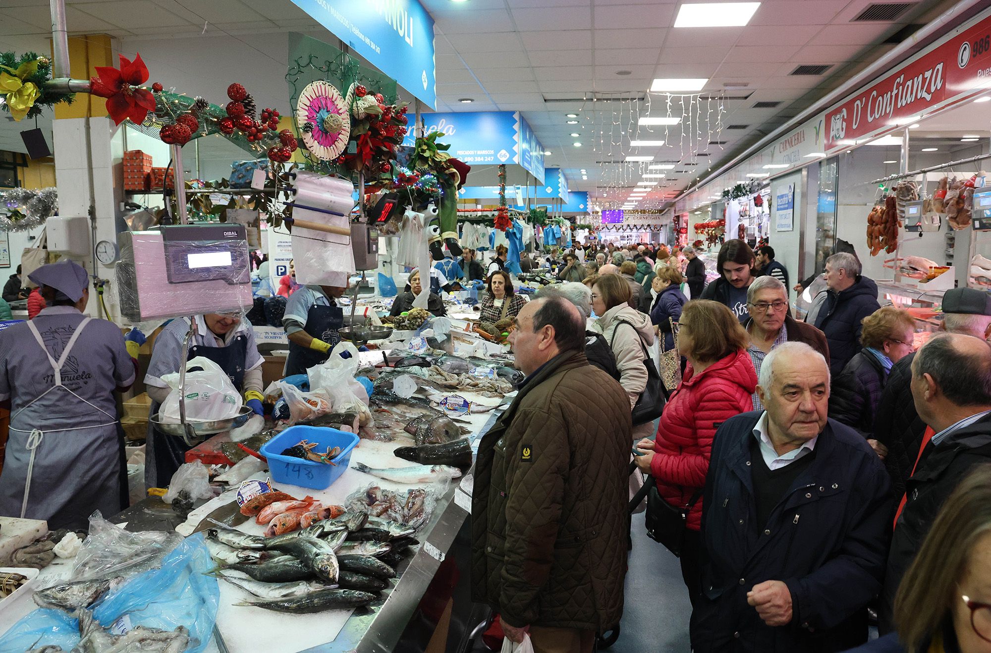 Los vigueses se lanzan a congelar mariscos y pescados para abaratar la factura navideña