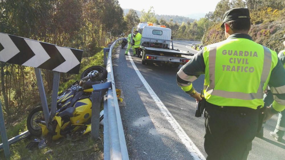 El piloto perdió el control de su vehículo y se estrelló contra los guardarraíles