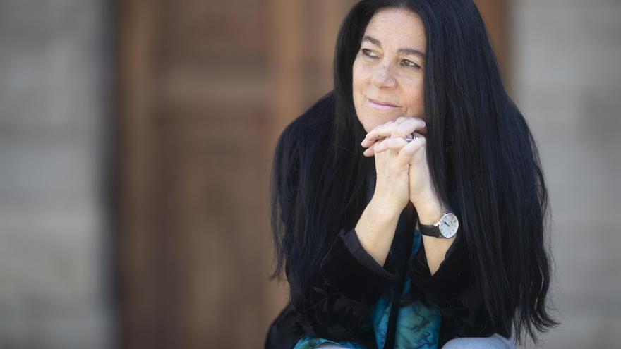 Sandra Lorenzano presenta ‘Herida Fecunda’, Premio Málaga de Ensayo 2023, en la Biblioteca Insular