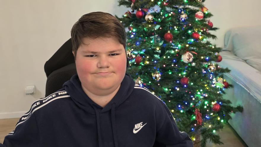 El joven Álvaro, de 13 años, cuya fecha de nacimiento ha hecho feliz a muchos mallorquines