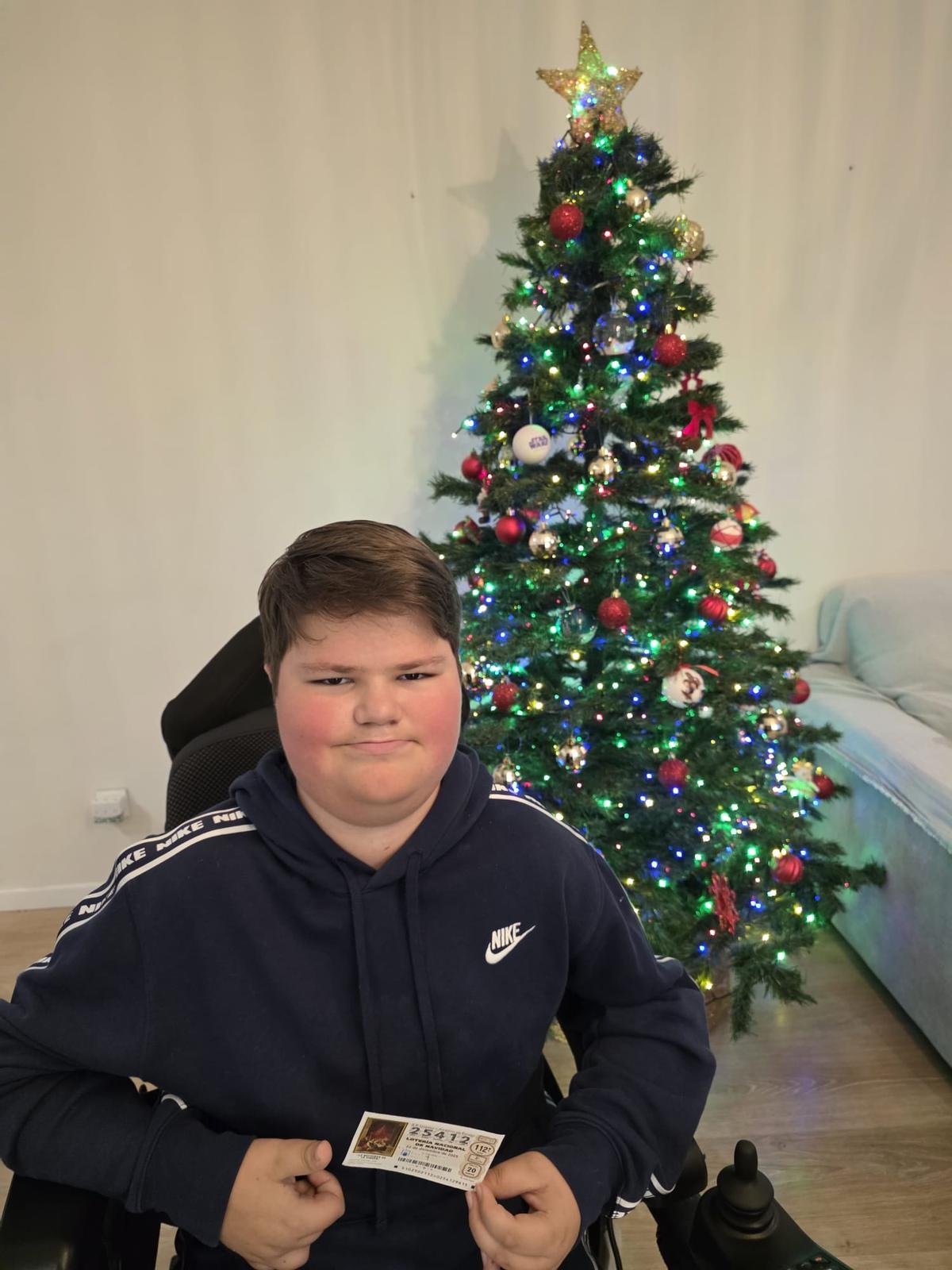 El joven Álvaro, de 13 años, cuya fecha de nacimiento ha hecho feliz a muchos mallorquines