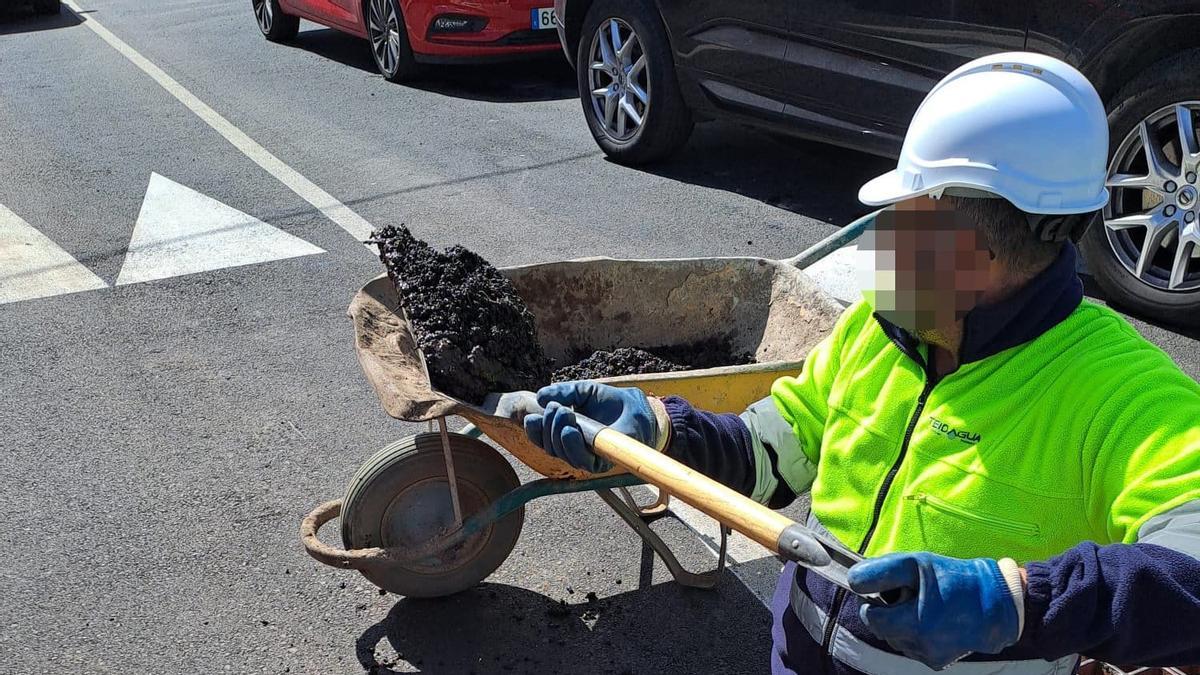 La empresa Teidagua refuerza limpieza ante la borrasca ‘Claudia’.