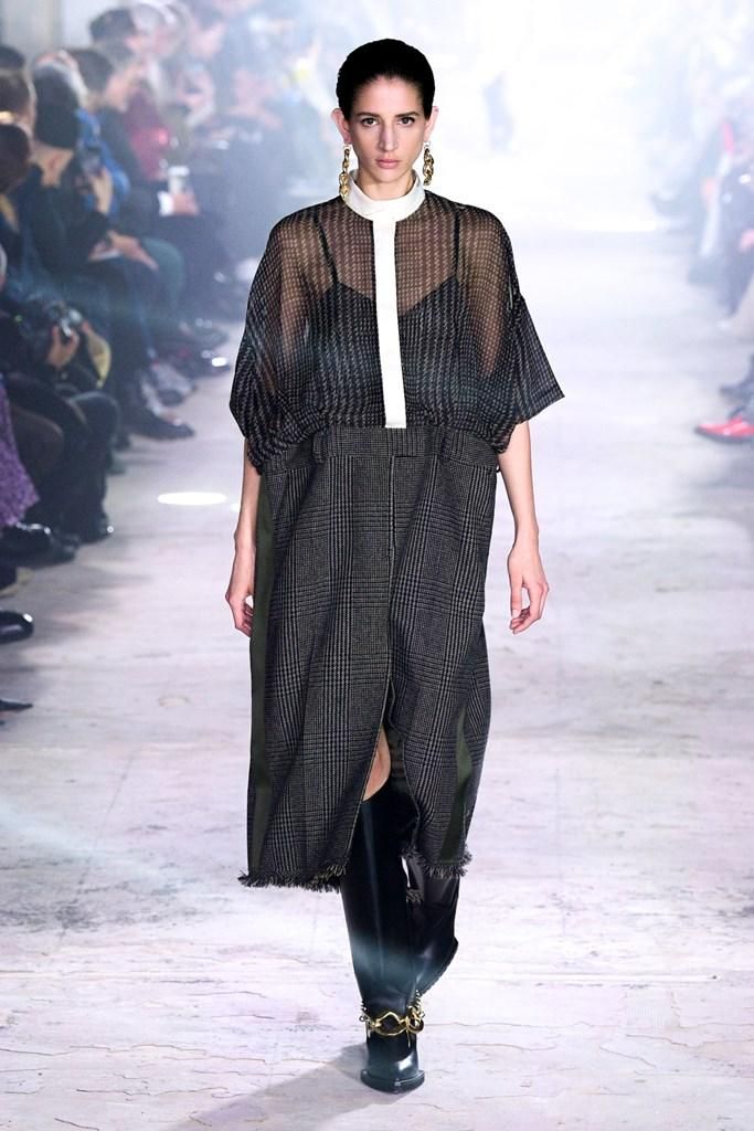 Sacai