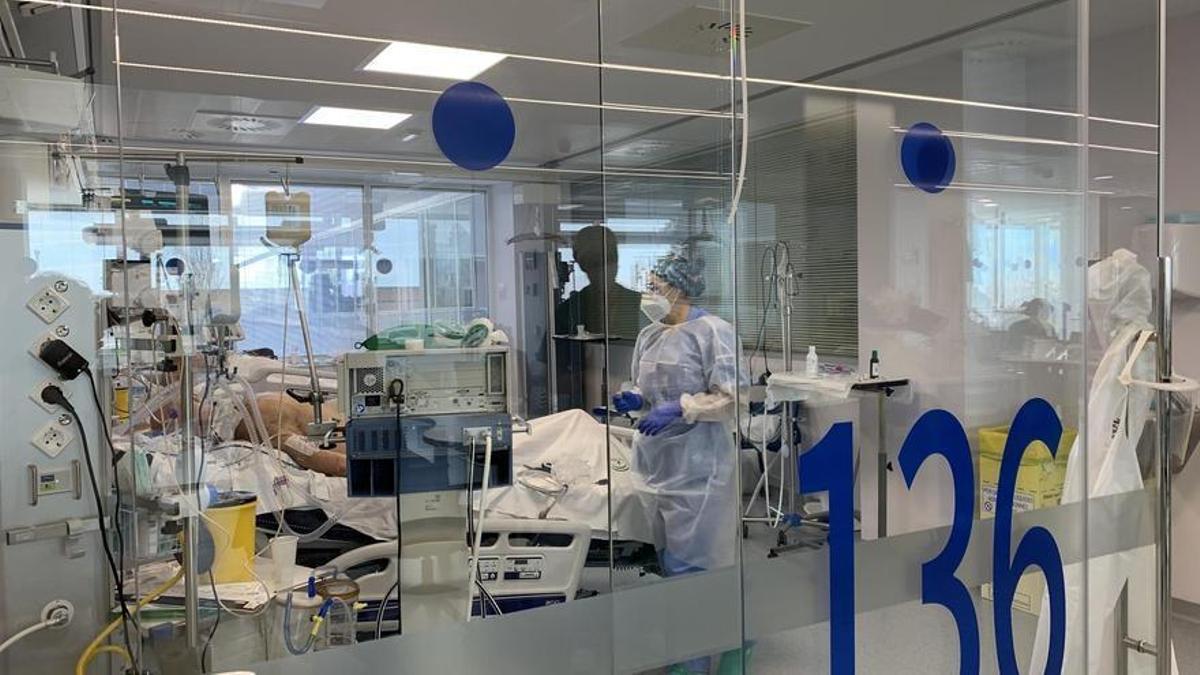 La uci de un hospital catalán.