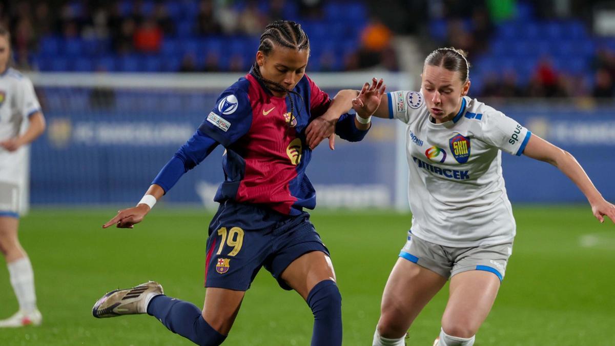 Vicky López ante el St Pölten