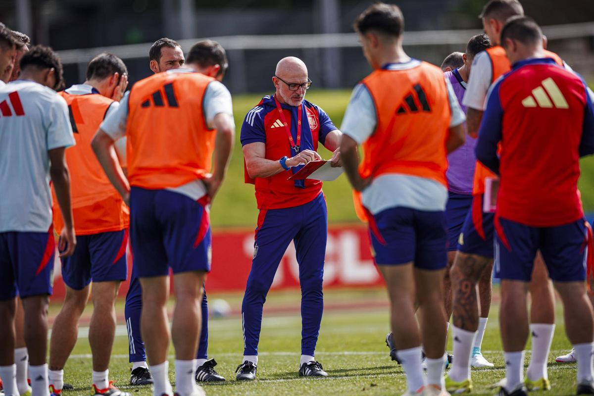 Entrenamiento de la selección española, este martes en Las Rozas.