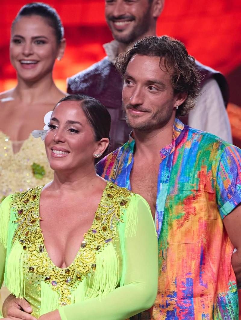 Anabel Pantoja junto a su compañero de baile en el programa.