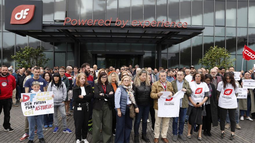 &quot;No sabemos qué se negocia&quot;, claman los trabajadores de Duro Felguera, que anuncian movilizaciones