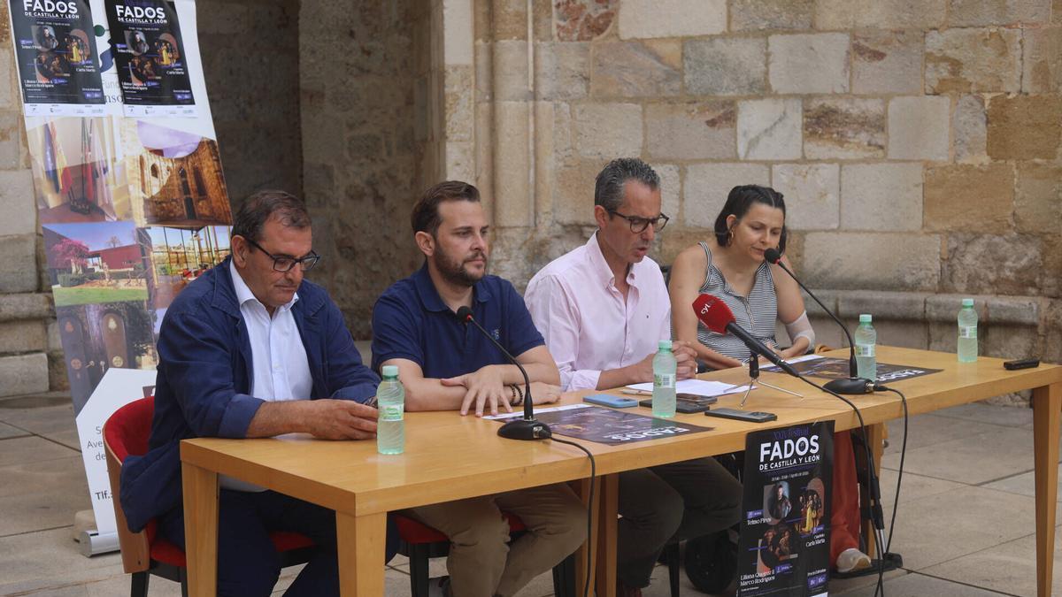 Presentación del Festival de Fados en la FRAH.