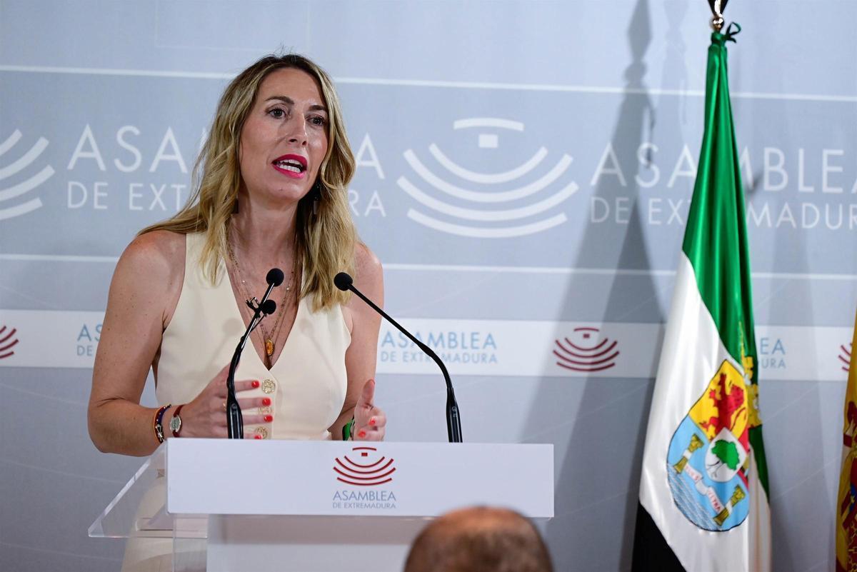 María Guardiola.