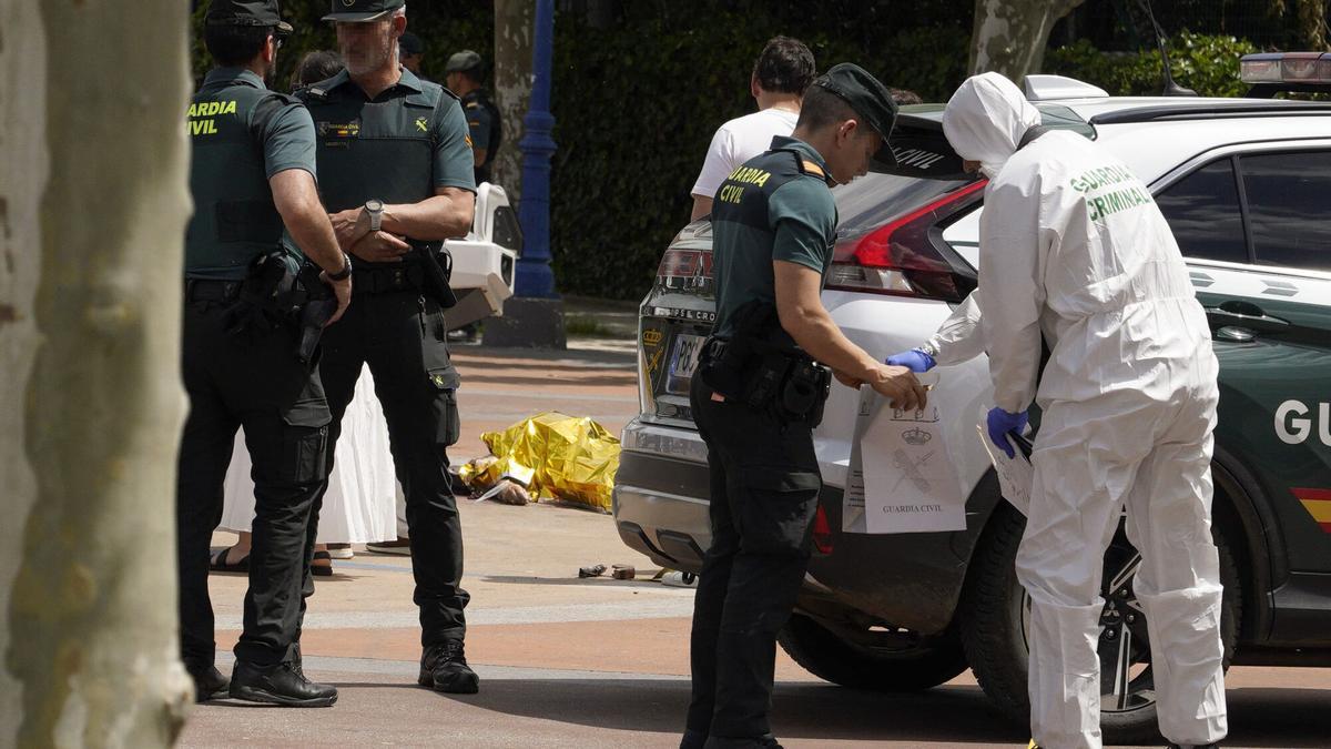 Agentes investigan de los hechos.
