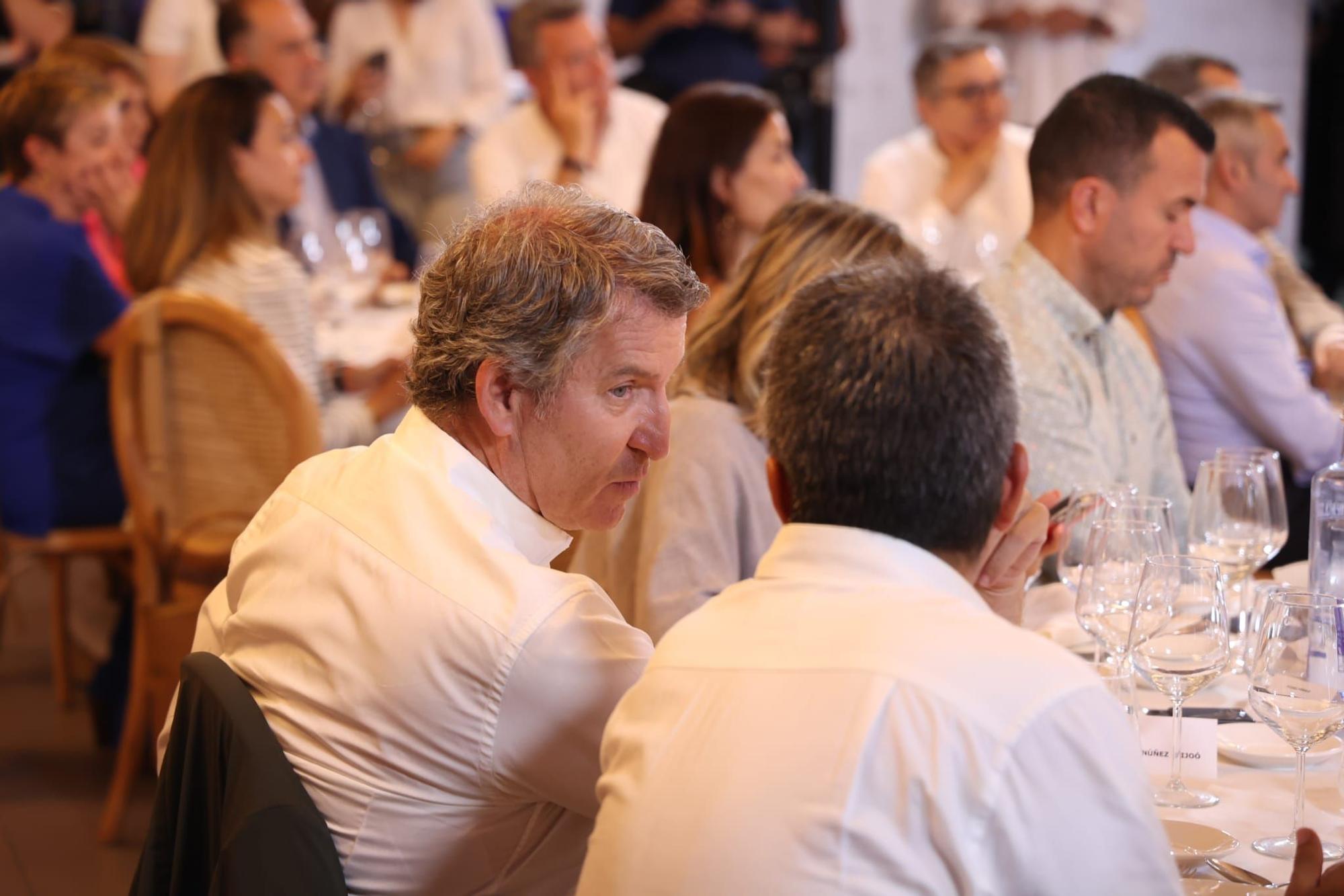 Así han llegado Feijóo y Mazón a la comida con militantes del PP en Alicante