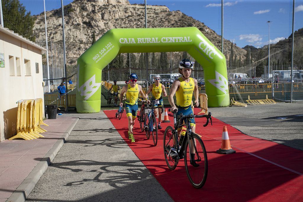 Duatlón en el campo de fútbol de Archena