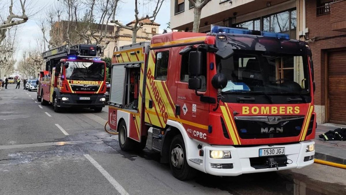 Efectivos del Consorcio Provincial de Bomberos del parque del Baix Maestrat.