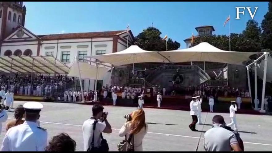 La Escuela Naval de Marín entrega sus Despachos sin el Rey ni el Elcano