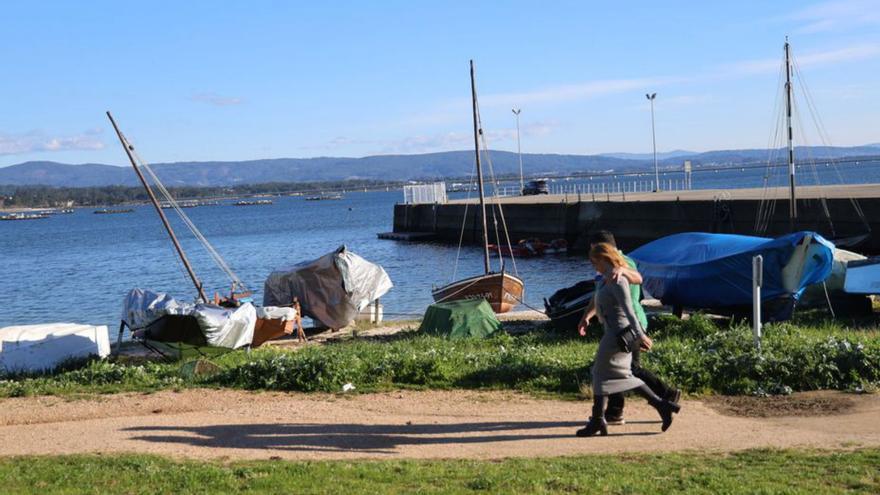 A Illa alerta a Portos sobre la necesidad de una zona de amarre para barcos tradicionales