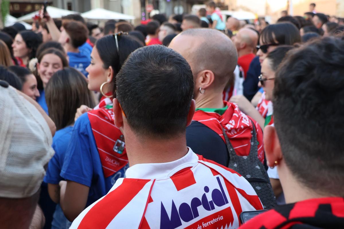 Las calles y bares de Zamora repletos para ver la final por el ascenso a Segunda