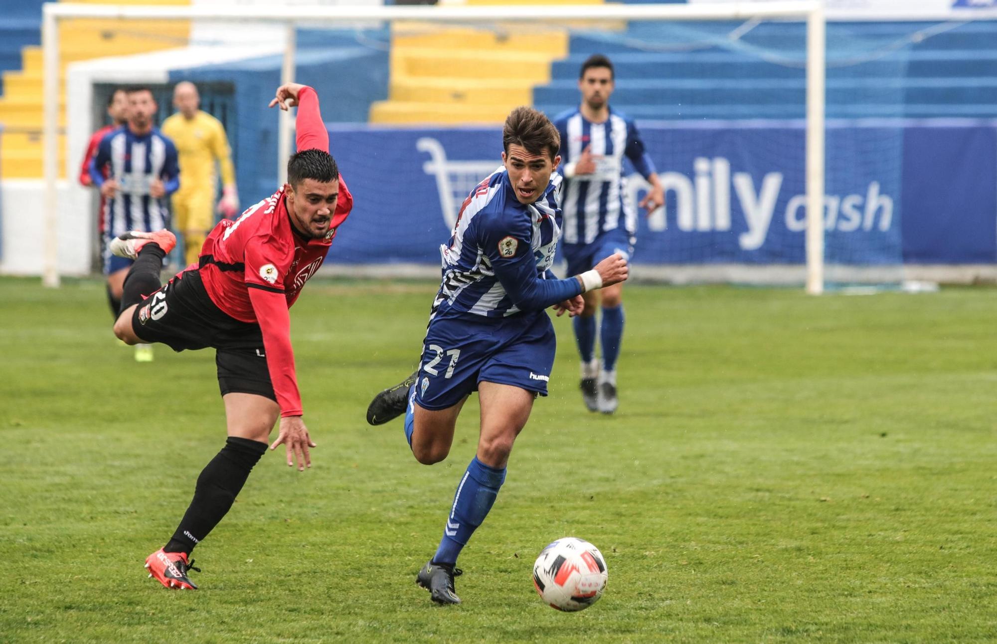 El Alcoyano se lleva los tres puntos ante La Nucía