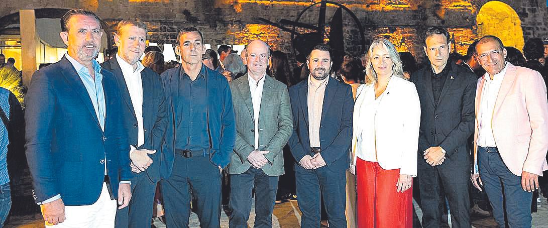 Alejandro Sáez de San Pedro, David Barro, Tomas Tarruella, Victor Xampeny, Llorenç Perelló, Pilar Amate, Pedro Vidal y Pere Mas.