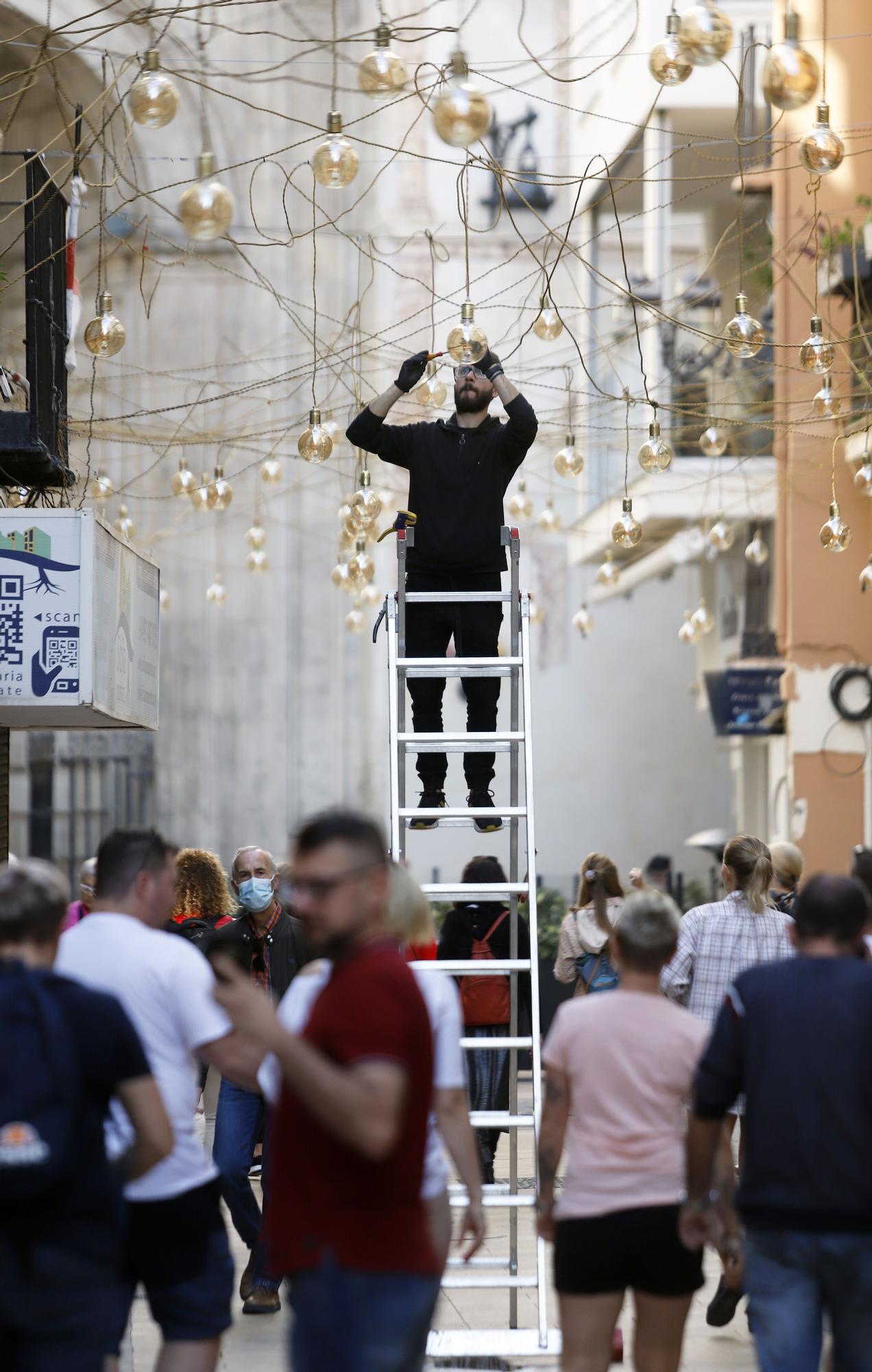 Luces de Navidad en Málaga 2021, así queda la calle San Juan