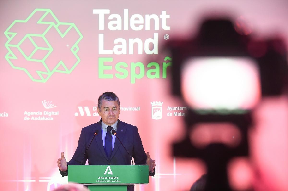 E consejero de la Presidencia, Interior, Diálogo Social y Simplificación Administrativa de Junta de Andalucía, Antonio Sanz, en la presentación de Talentd Land en Málaga.