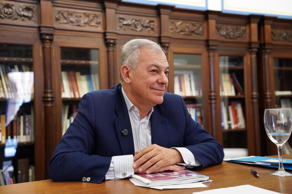 José Luis Sanz, alcalde de Sevilla