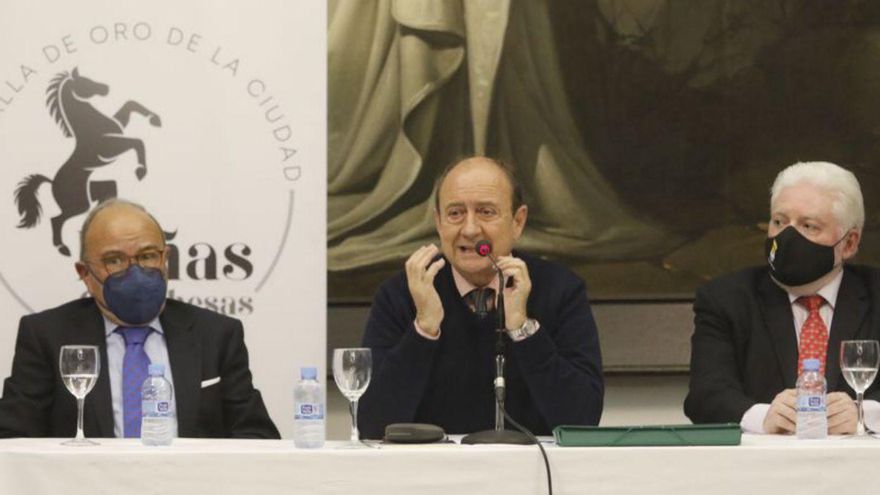 Conferencia del presidente del Ateneo de Córdoba.