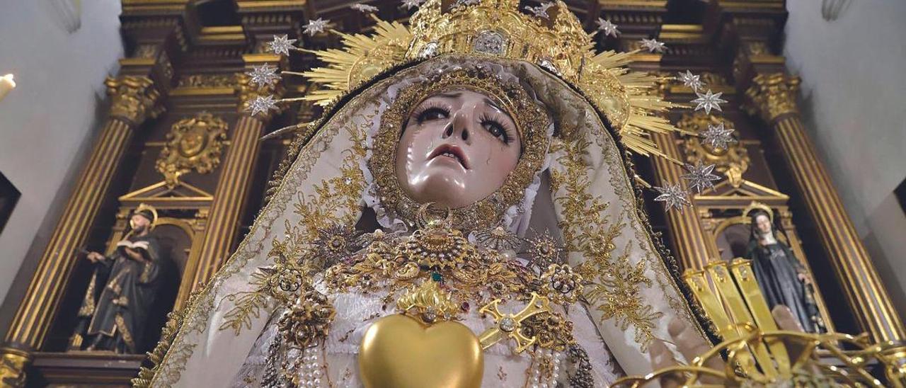 CÓRDOBA IMPRESIONANTE IMAGEN DE LA VIRGEN DE LOS DOLORES DE LA CAPITAL CORDOBESA.