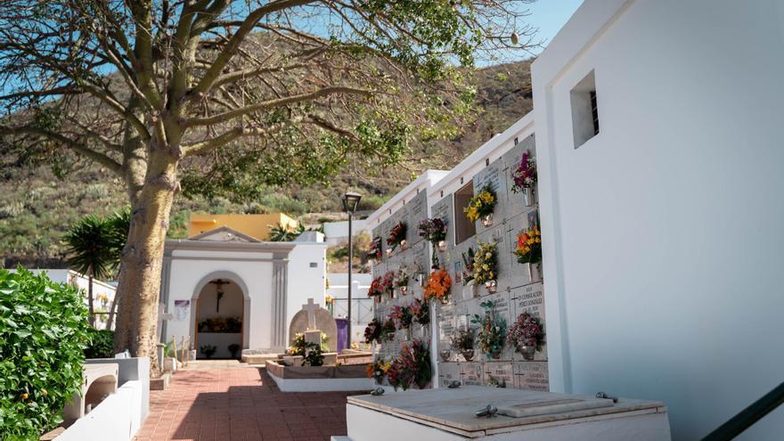 Los cinco cementerios de La Laguna permanecerán abiertos por el Día del Padre