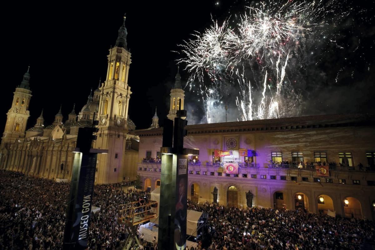 Las imágenes del pregón de las fiestas del Pilar