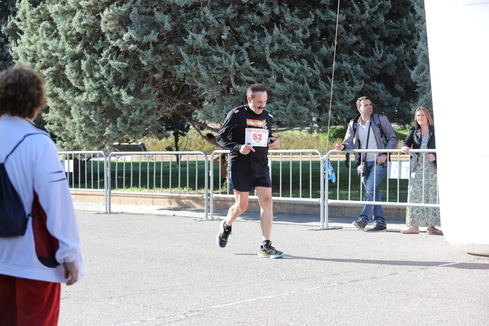 Búscate en la carrera del 10k El Pilar en el Parque Grande