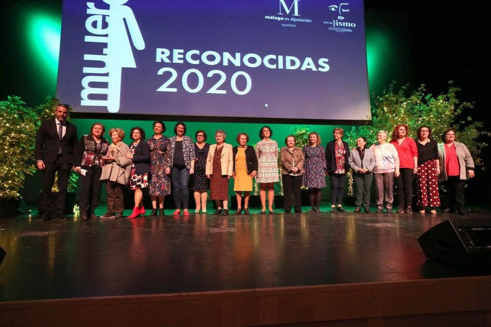 La Diputación premia a una treintena de mujeres con Reconocidas 2020