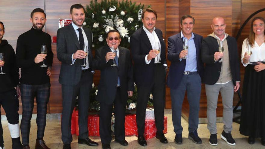 Brindis de Navidad del Levante UD