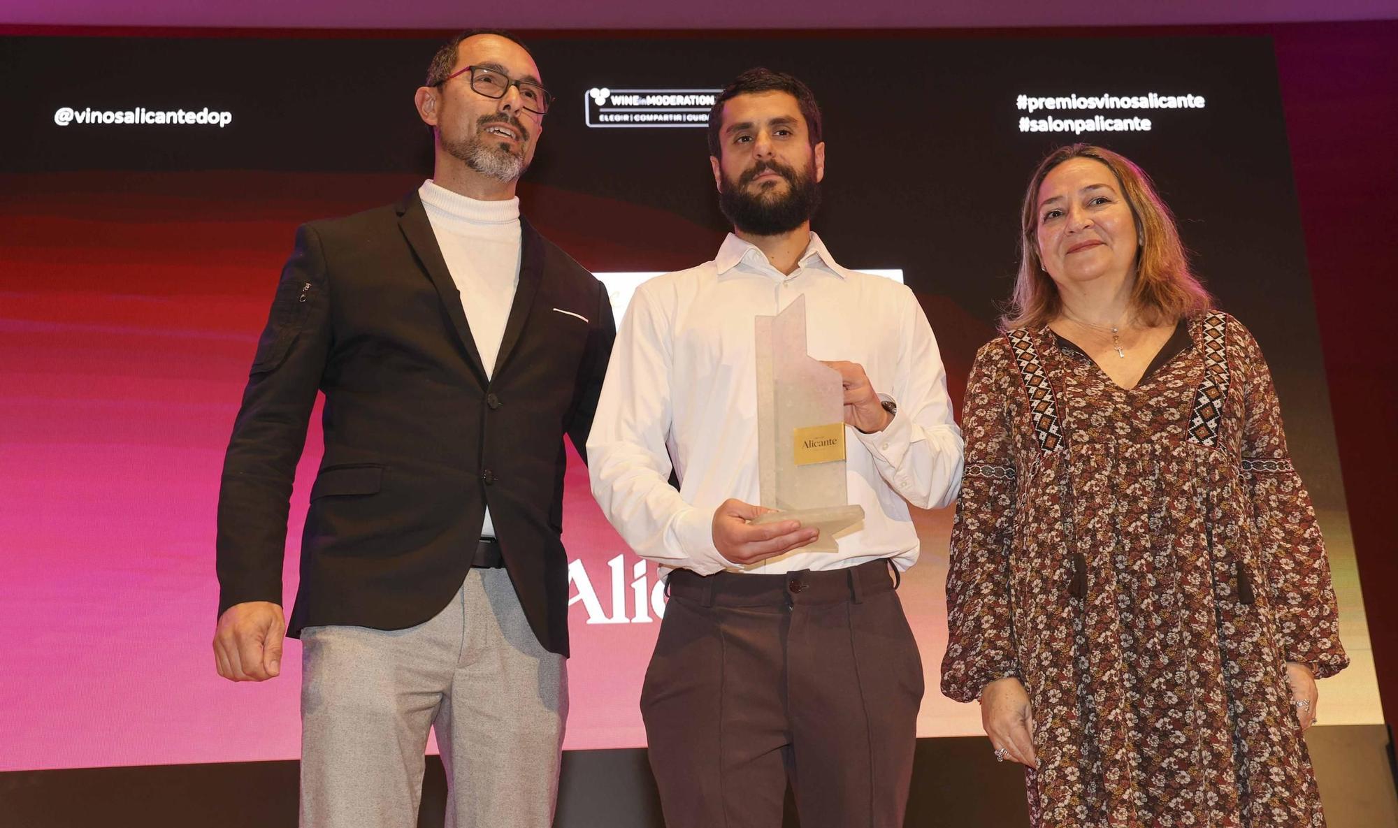 El Consejo Regulador de la Denominación de Origen Protegida Vinos de Alicante entrega sus premios anuales