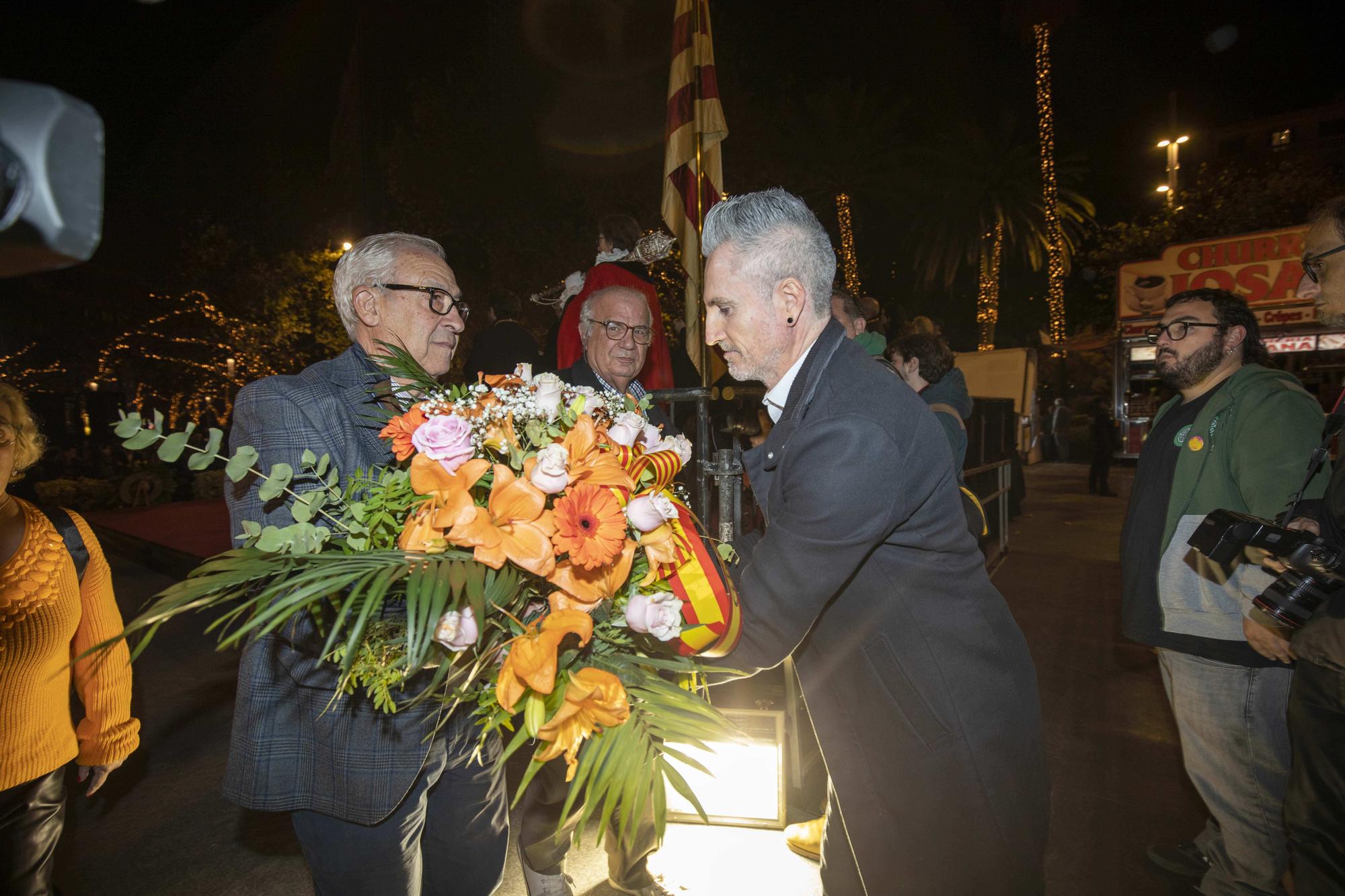 Diada de Mallorca: ofrenda floral a la estatua de Jaume I en Palma