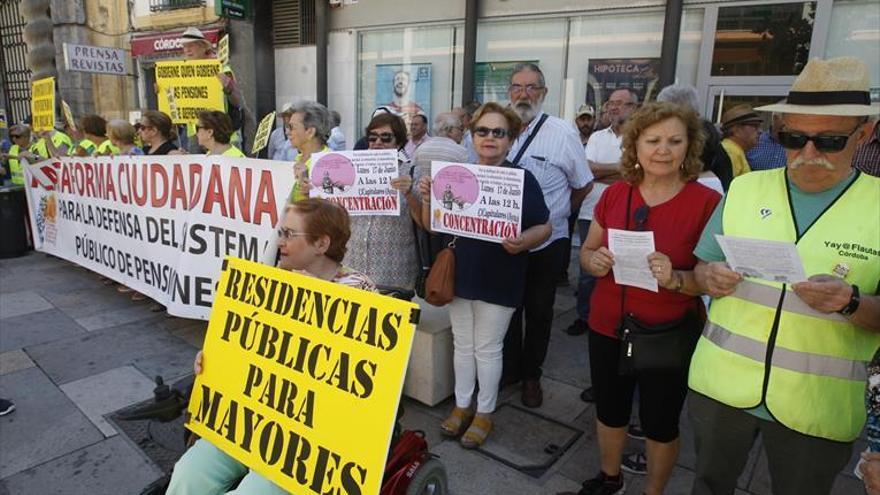 Nueva concentración en defensa de las pensiones